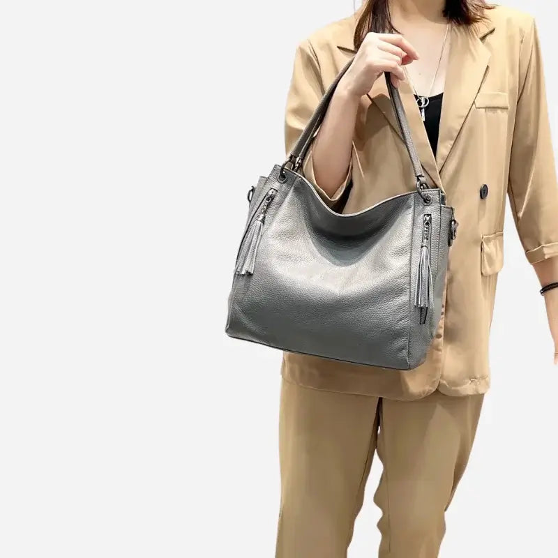 Bolsa-Feminina-Grande-Hobo-Laura-Cinza-bolsa-hobo-pequena-bolsa-hobo-bolsa-hobo-couro-bolsa-hobo-grande-bolsa-hobo-schutz