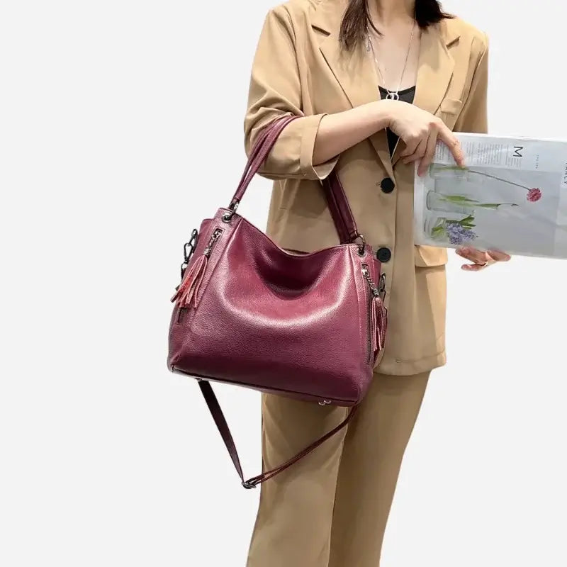 Bolsa-Feminina-Grande-Hobo-Laura-Modelo-Vinho-bolsa-hobo-pequena-bolsa-hobo-preta-bolsa-hobo-couro-bolsa-hobo-grande-bolsa-hobo-schutz