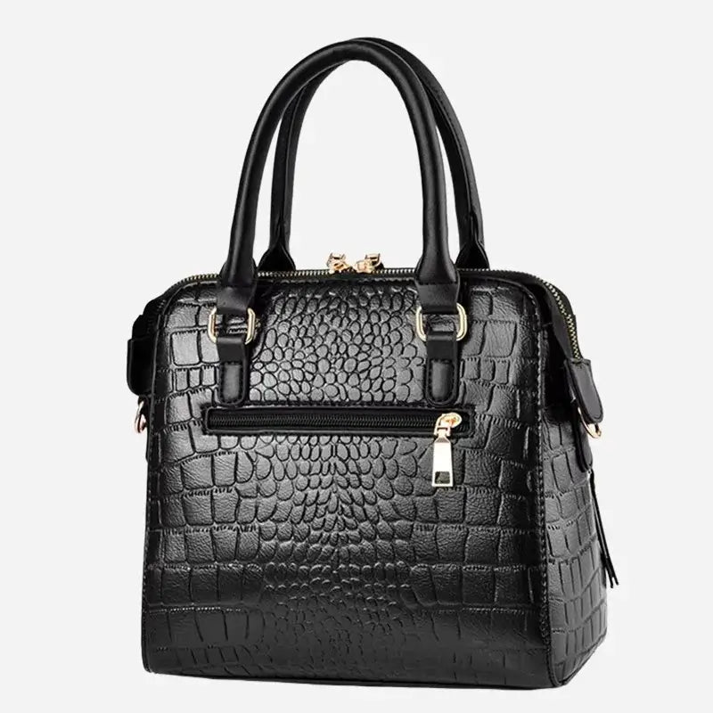 Bolsa-Feminina-Pequena-de-Couro-Lisette-Preta-Verso-bolsa-feminina-promoção-bolsa-de-couro-feminina-bolsa-tiracolo-bolsa-tiracolo-feminino-bolsa-tiracolo-feminina-bolsa-de-couro-feminina-grande-Transversal