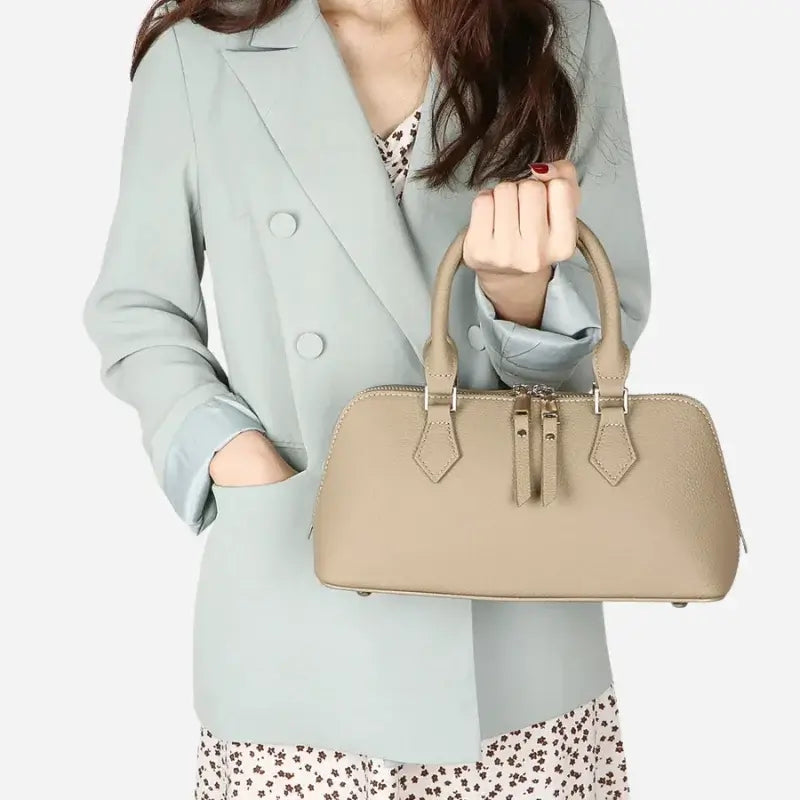 Bolsa-Feminina-de-Couro-Evelyn-Cinza-Modelo-2-bolsa-feminina-bolsa-transvesal-promoção-bolsa-de-couro-feminina