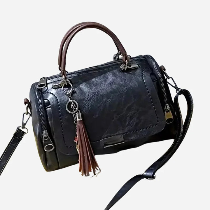 Bolsa-Feminina-de-Couro-Grande-Clarice-Preto-Lado-bolsa-feminina-promoção-bolsa-de-couro-feminina-bolsa-tiracolo-bolsa-tiracolo-feminino-bolsa-tiracolo-feminina-bolsa-de-couro-feminina-grande-bolsa-transversal-bolsa-tircolo