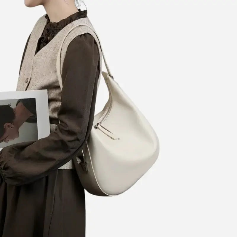 Bolsa-Feminina-de-Couro-Hobo-Denise-Modelo-Bege-bolsa-hobo-pequena-bolsa-hobo-bolsa-hobo-couro-bolsa-hobo-grande-bolsa-hobo-schutz