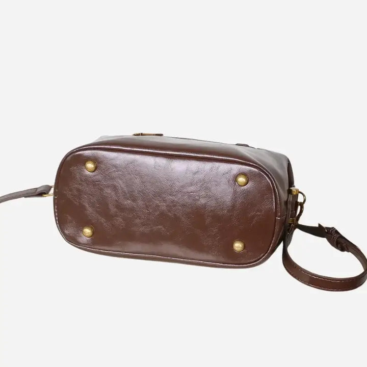 Bolsa-Feminina-de-Couro-Marrom-Annelise-Fundo-bolsa-feminina-promoção-bolsa-de-couro-feminina-bolsa-tiracolo-bolsa-tiracolo-feminino-bolsa-tiracolo-feminina-bolsa-de-couro-feminina-grande-Bolsa-transversal-Bolsa-de-mao