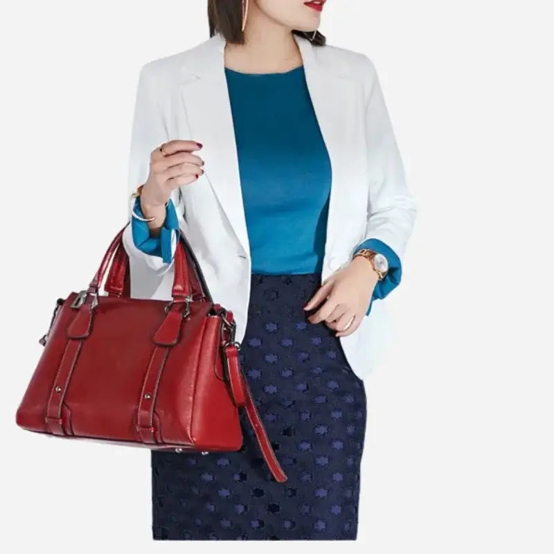 Bolsa-Feminina-de-Couro-Satchel-Giovana-Marrom-Vermelho-Modelo-1-bolsa-feminina-promoção-bolsa-de-Bolsa-Feminina-de-Couro-Satchel-Giovana-Marrom-couro-feminina-bolsa-tiracolo-bolsa-tiracolo-feminino-bolsa-tiracolo-feminina-bolsa-de-couro-feminina-grande		