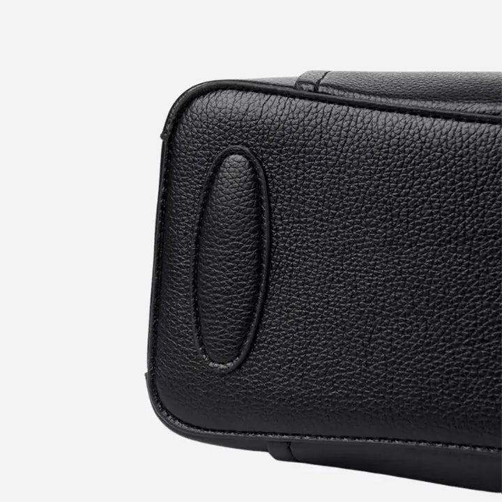 Bolsa-Feminina-de-Couro-Tote-Sophie-Preta-Fundo-Detalhe-bolsa-feminina-promoção-bolsa-de-couro-feminina-bolsa-tiracolo-bolsa-tiracolo-feminino-bolsa-tiracolo-feminina-bolsa-de-couro-feminina-grande-bolsa-tranversal