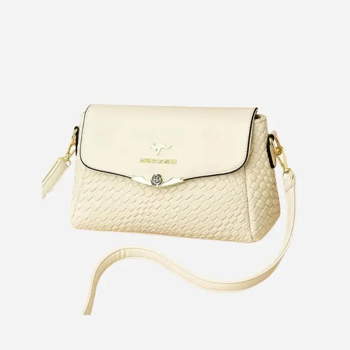 Bolsa-Tiracolo-Feminina-de-Couro-Celina-Branco-bolsa-tiracolo-pequena-bolsa-feminina-promoção-bolsa-de-couro-feminina-bolsa-tiracolo-bolsa-tiracolo-feminino-bolsa-tiracolo-feminina-bolsa-tiracolo-schutz