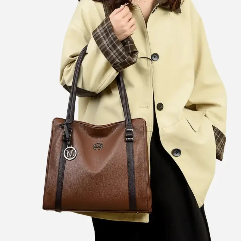 Bolsa-Tote-Feminina-Allegra-Marrom-Modelo-Braco-bolsa-feminina-promoção-bolsa-de-couro-feminina-bolsa-bolsa-de-couro-feminina-grande-bolsa-tote-bolsa-tote-grande-bolsa-tote-bag-bolsa-tote-schutz-bolsa-tote-couro
