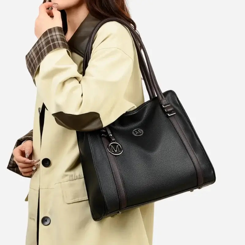 Bolsa-Tote-Feminina-Allegra-Preta-Ombro-2-bolsa-feminina-promoção-bolsa-de-couro-feminina-bolsa-bolsa-de-couro-feminina-grande-bolsa-tote-bolsa-tote-grande-bolsa-tote-bag-bolsa-tote-schutz-bolsa-tote-couro