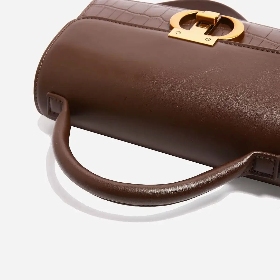 Bolsa-de-Mao-Feminina-Transversal-Luna-Cafe-alca-bolsa-feminina-promoção-bolsa-de-couro-feminina-bolsa-tiracolo-bolsa-tiracolo-feminino-bolsa-tiracolo-feminina-bolsa-de-couro-feminina-bolsa-de-mao-bolsa de-mao-viagem-bolsa-de-mao-festa-bolsa pequena-bolsa-pequena-feminino-bolsa-pequena-feminina-transversal	