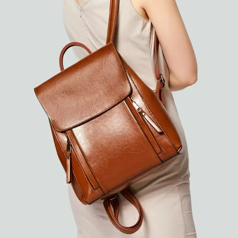 Mochila-Executiva-Feminina-de-Couro-Liora-Marrom-Modelo--bolsa-mochila-feminina-bolsa-mochila-feminina-couro-bolsa-mochila-feminina-de-couro-bolsa-mochila-feminina-pequena-bolsa-mochila-feminina-em-promoção-bolsa-mochila-feminina